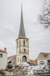 Waigolshausen &ndash; ebemalige Pfarrkirche St. Jakobus d. Ältere nach Abriss des modernen Langhauses 2013