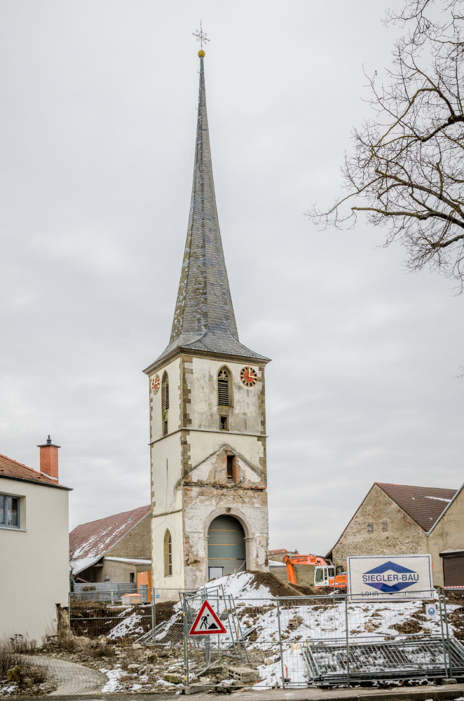 Waigolshausen &ndash; Kirchturm St. Jakobus d. Ältere nach Abriss des modernen Langhauses